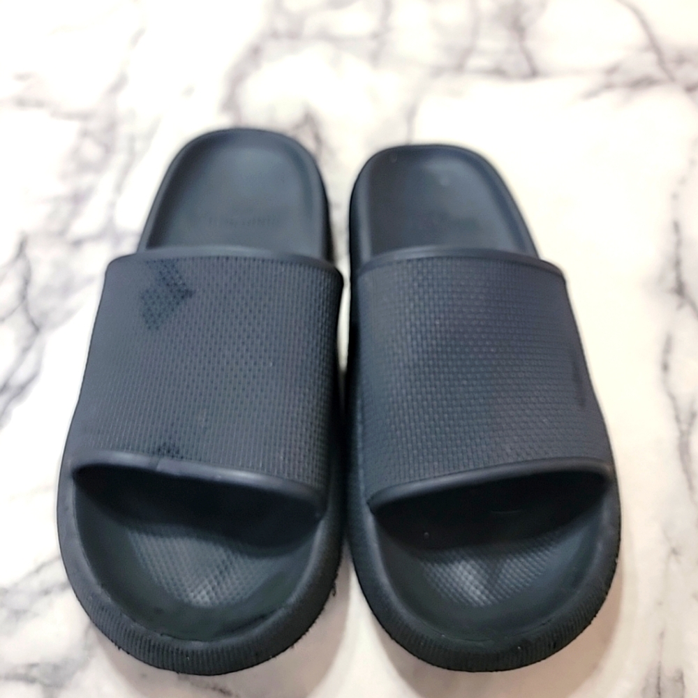 Highland Original Mens Sandals Size 12 Black On Black